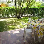 Gemini Con Piscina Apartamento
