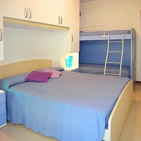 Gemini Con Piscina Апартаменты Бибионе